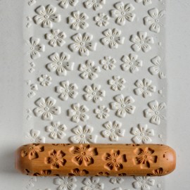 Spring Beauty Big Hand Roller